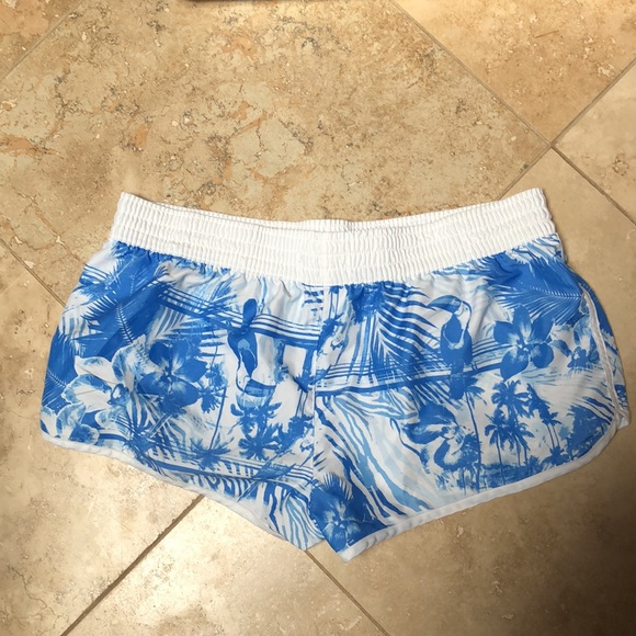 Ocean Pacific XL draw string beach shorts - Picture 3 of 7